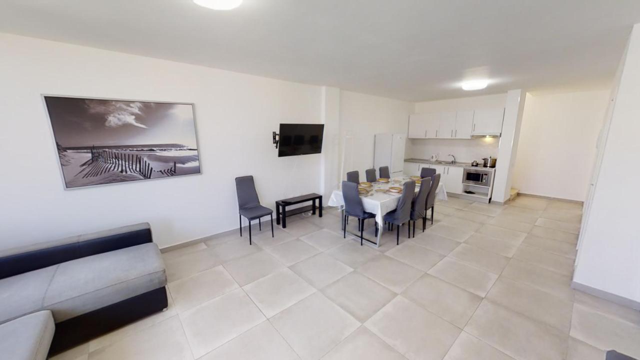 Vv Las Buganvillas Maspalomas - Cocina Y Habitaciones Con Banos Privados מראה חיצוני תמונה