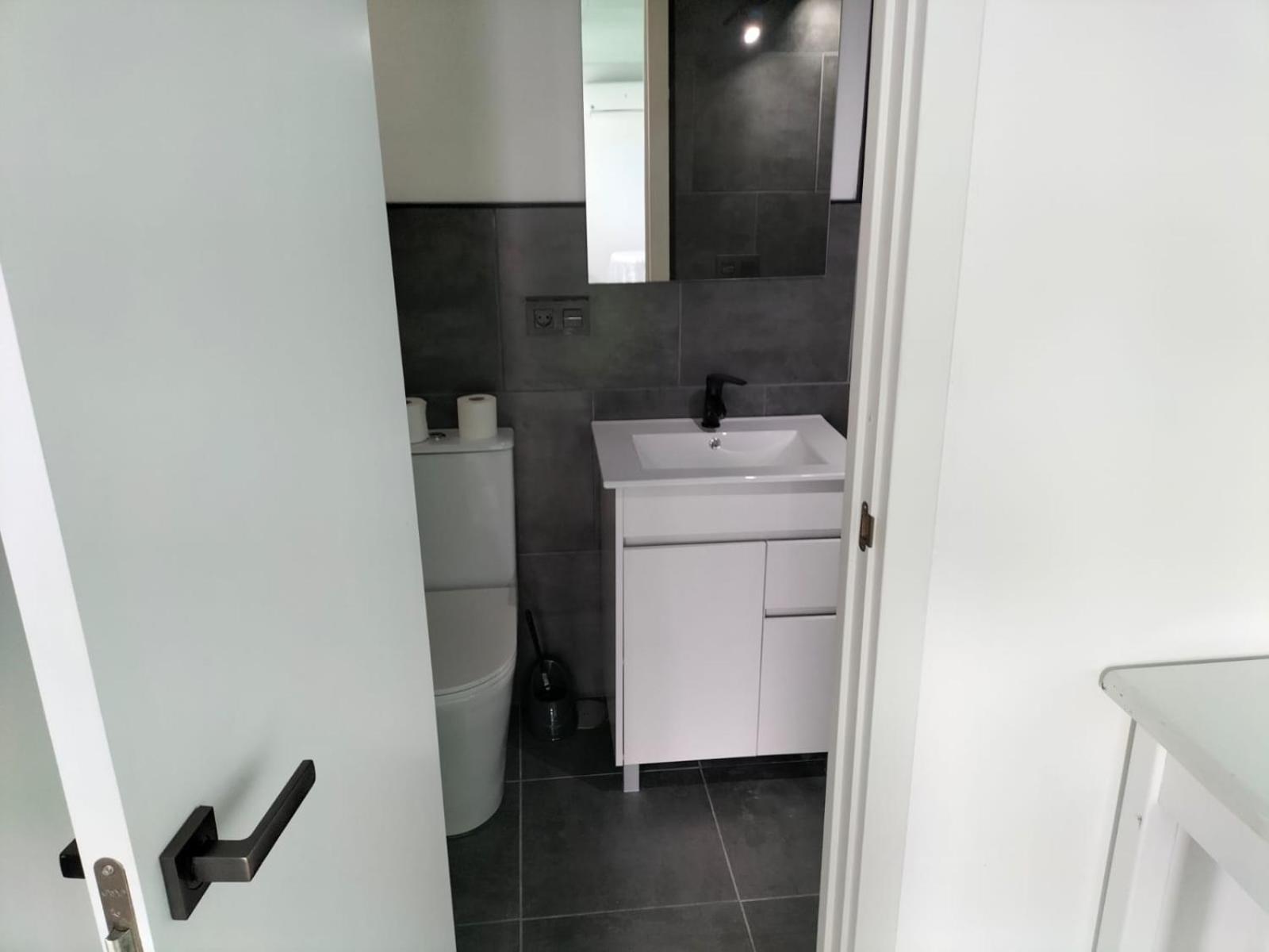 Vv Las Buganvillas Maspalomas - Cocina Y Habitaciones Con Banos Privados מראה חיצוני תמונה